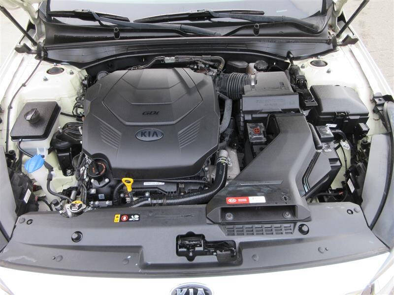 2019 Kia Cadenza Premium