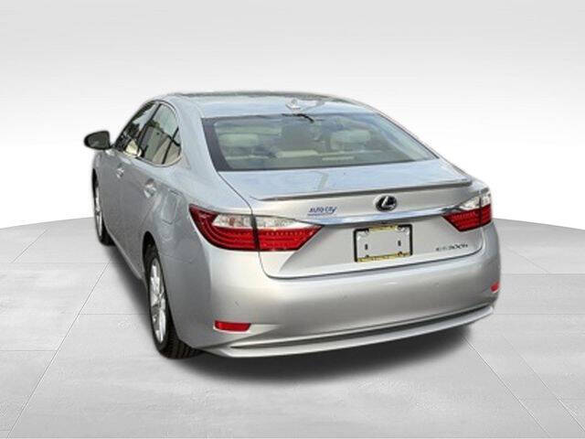 2013 Lexus ES 300h