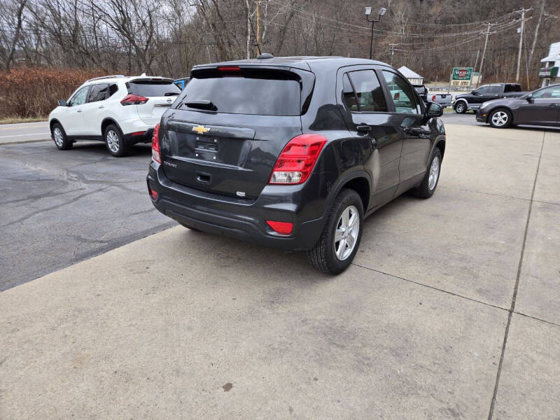 2020 Chevrolet Trax LS photo 8