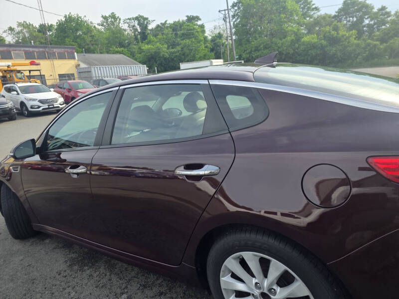 2016 Kia Optima LX