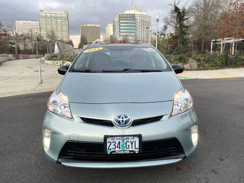 2014 Toyota Prius Two