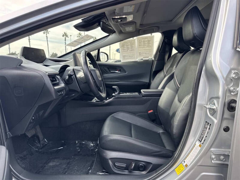 2024 Toyota Prius XLE