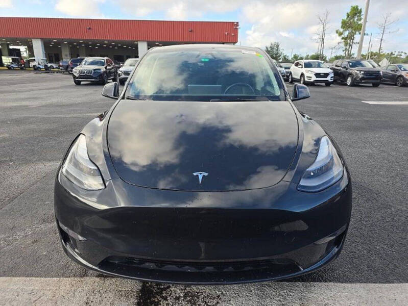 2024 Tesla Model Y Long Range