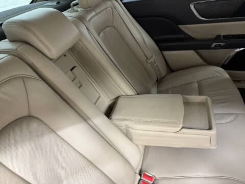 2019 Lincoln Continental Reserve