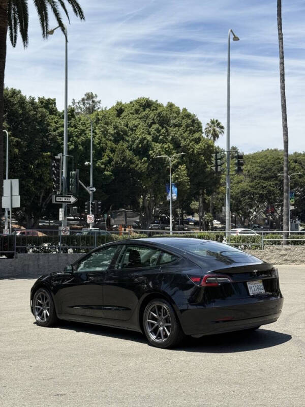 2021 Tesla Model 3 Standard Range Plus
