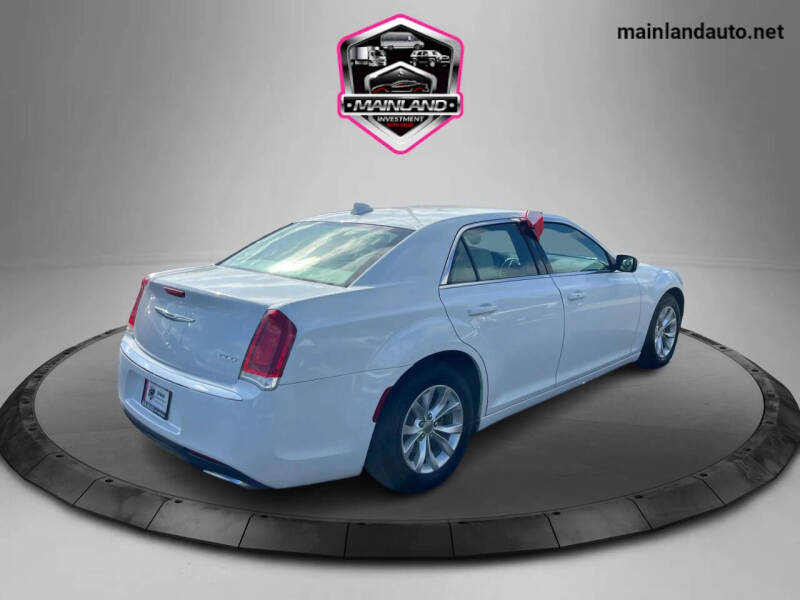 2015 Chrysler 300 Limited