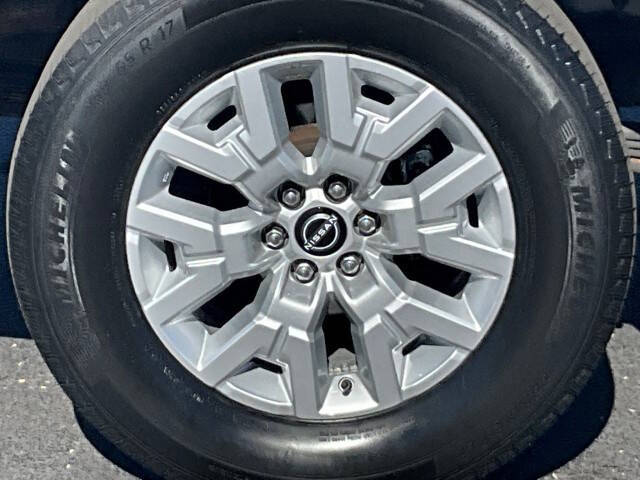 2022 Nissan Frontier S