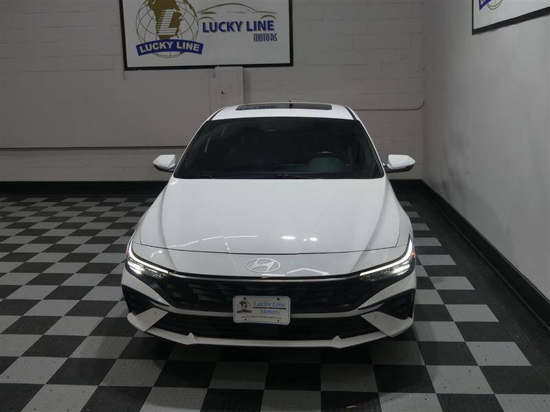 2024 Hyundai Elantra Hybrid Limited