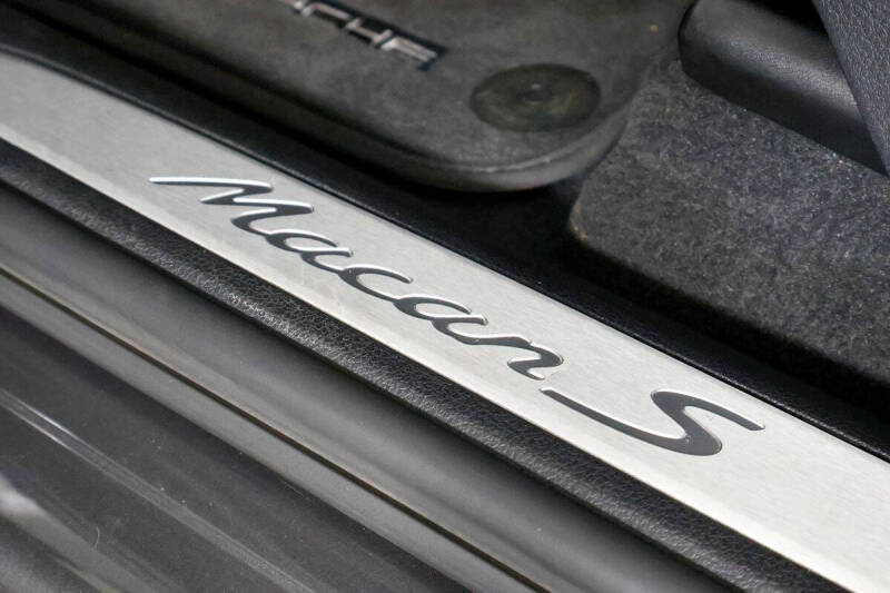 2016 Porsche Macan S