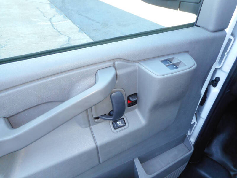 2016 Chevrolet Express 2500