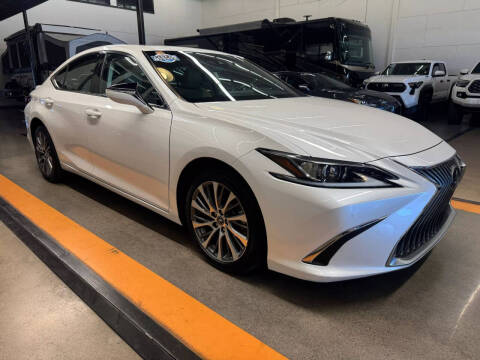 2021 Lexus ES 250