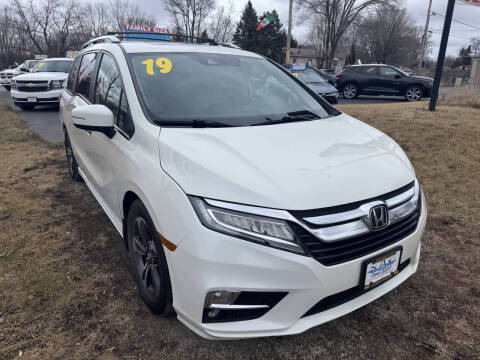 2019 Honda Odyssey for sale at North American Credit Inc. in Waukegan IL