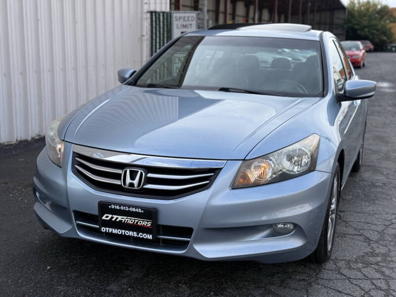 2012 Honda Accord EX-L V6 w/Navi