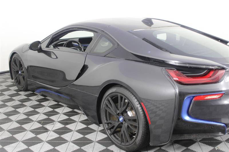 2015 BMW i8