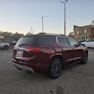 2017 GMC Acadia Denali