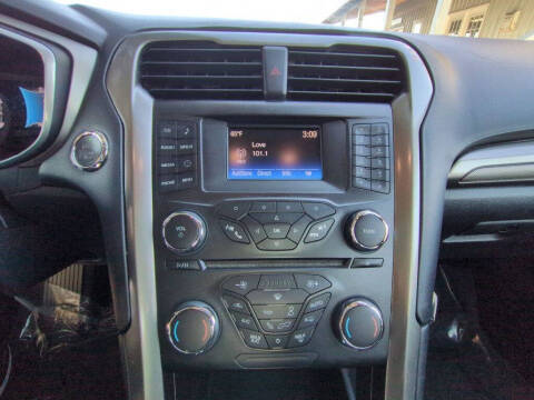 2017 Ford Fusion Hybrid SE