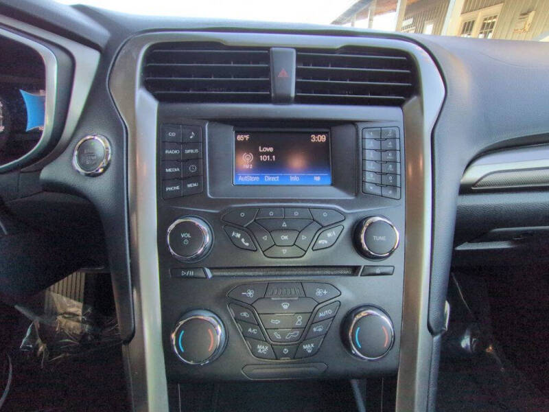 2017 Ford Fusion Hybrid SE