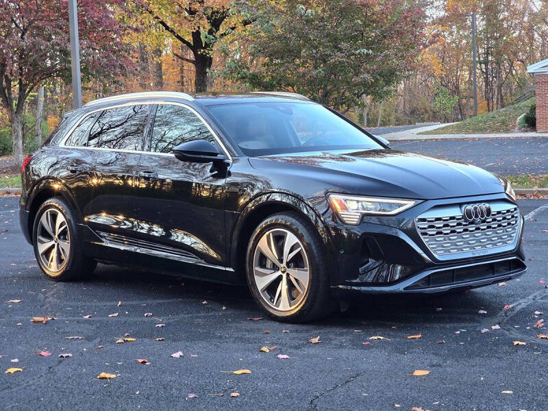 2024 Audi Q8 e-tron quattro Premium Plus