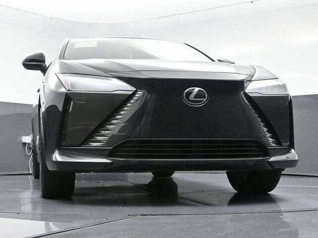 2023 Lexus RZ 450e Luxury