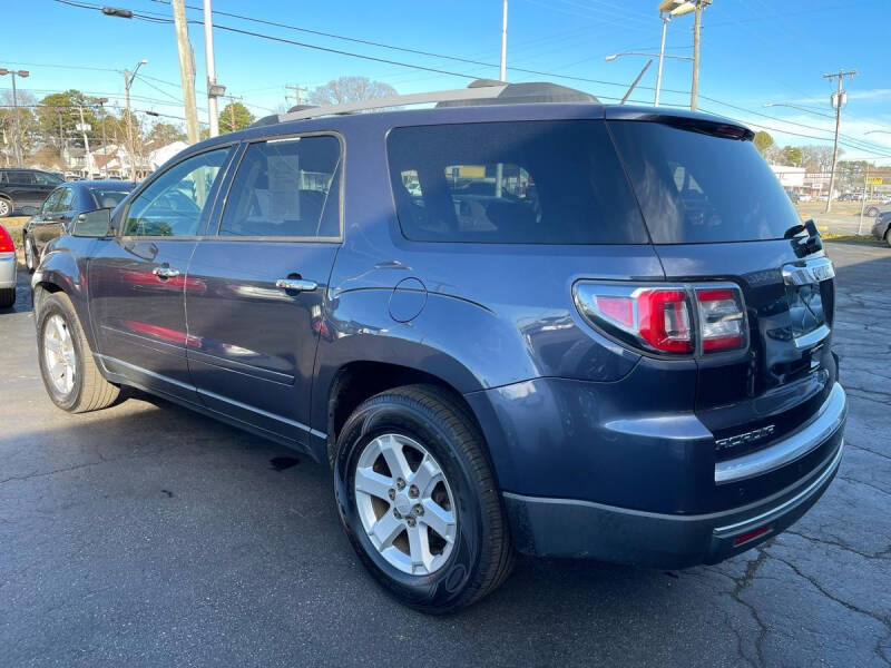 2013 GMC Acadia SLE-2