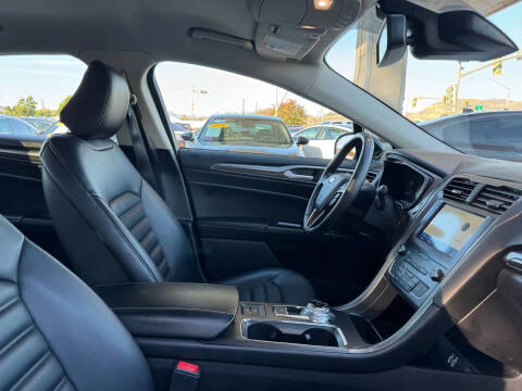 2020 Ford Fusion SEL