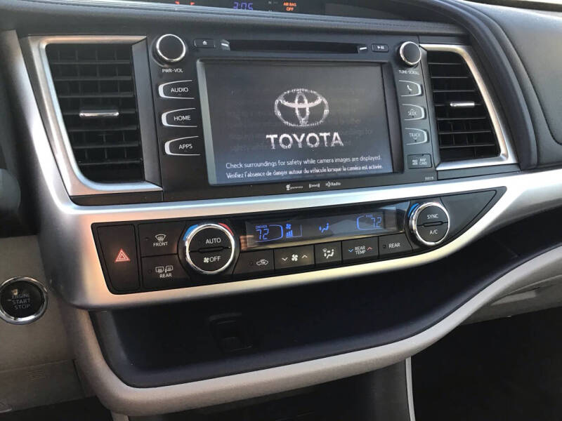 2017 Toyota Highlander XLE