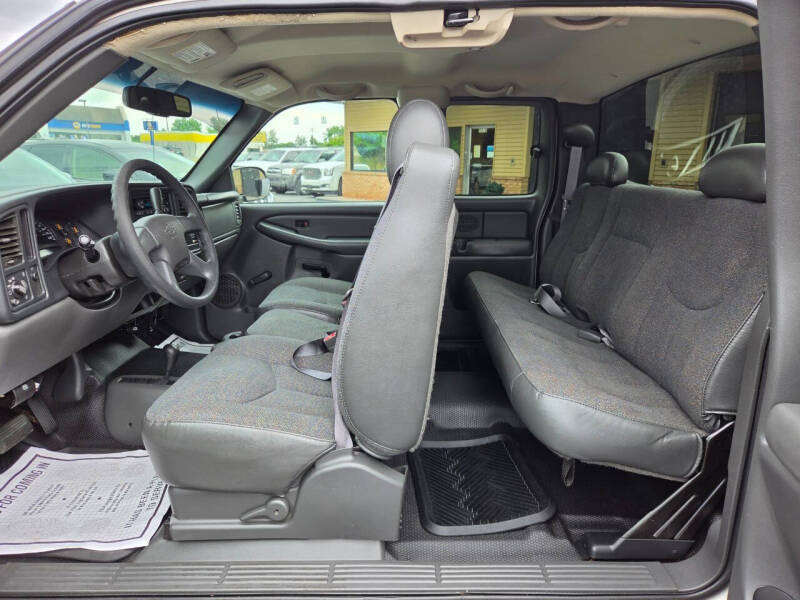 2003 Chevrolet Silverado 1500 LS