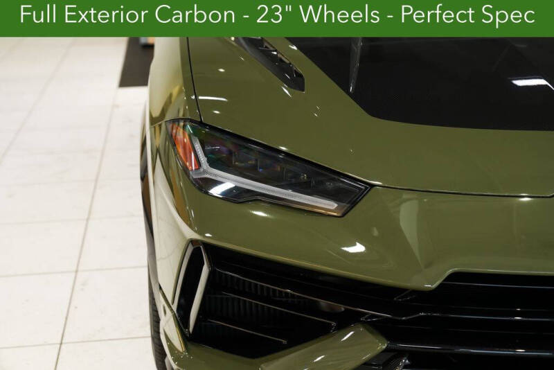 2023 Lamborghini Urus Performante