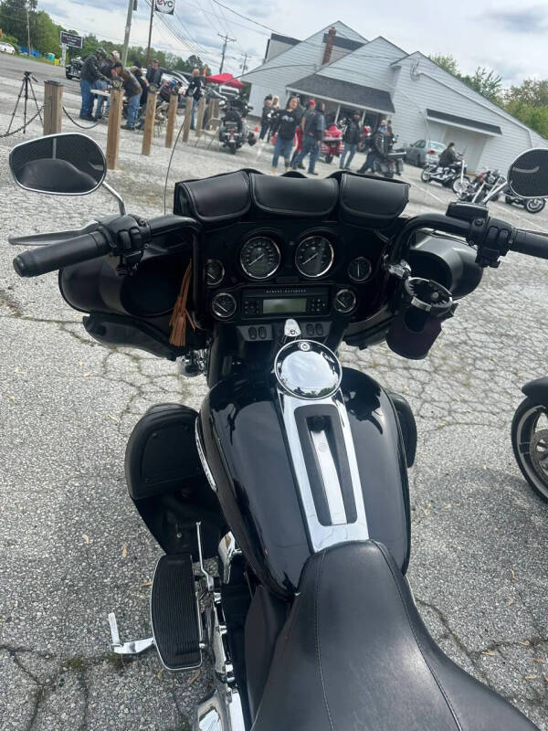 2013 Harley-Davidson FLHTK Electra Glide Ultra Limi