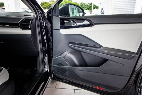 2025 Volkswagen Taos S