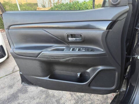 2020 Mitsubishi Outlander