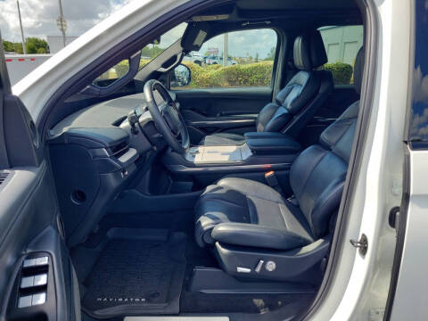2025 Lincoln Navigator Reserve