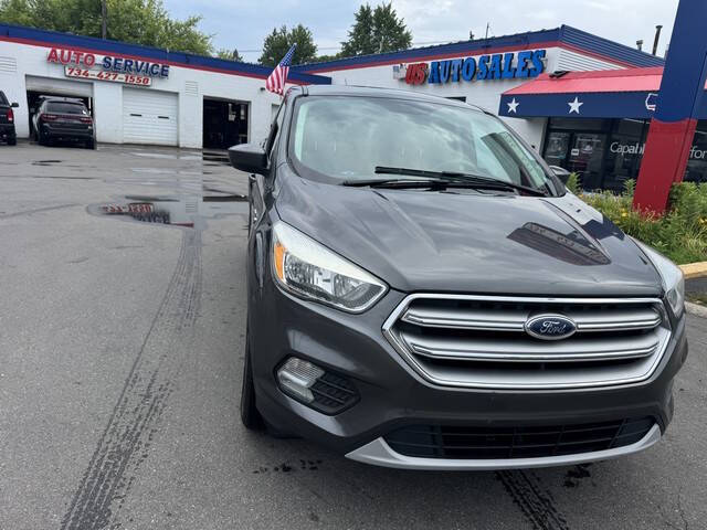 View vehicle photo 3