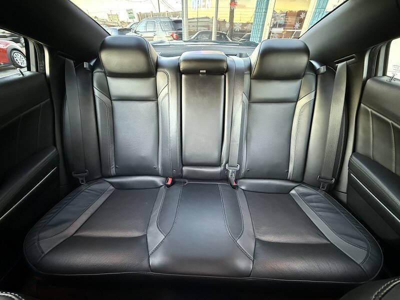 2016 Dodge Charger SXT