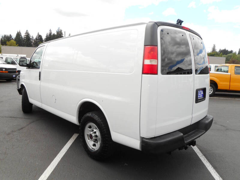 2013 GMC Savana 3500