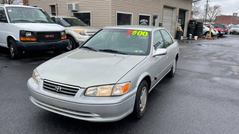 2000 Toyota Camry for sale at Roy's Auto Sales in Harrisburg PA