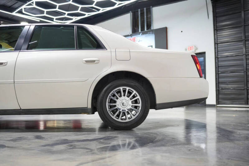 2003 Cadillac DeVille DHS