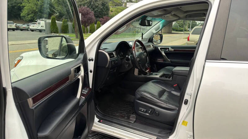 2017 Lexus GX 460
