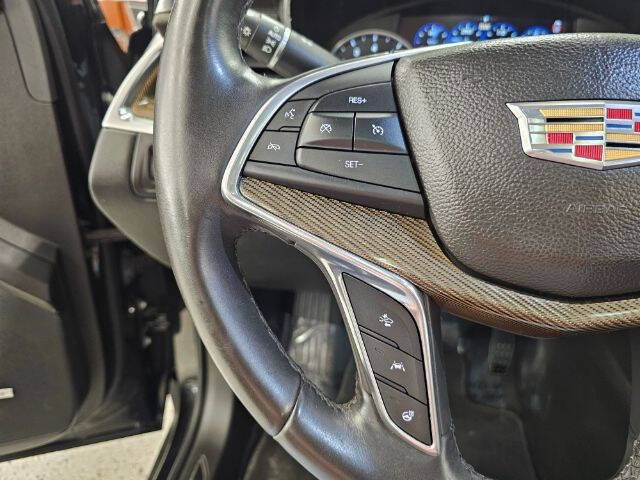 2017 Cadillac XT5 Platinum