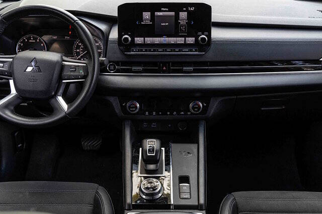 2024 Mitsubishi Outlander