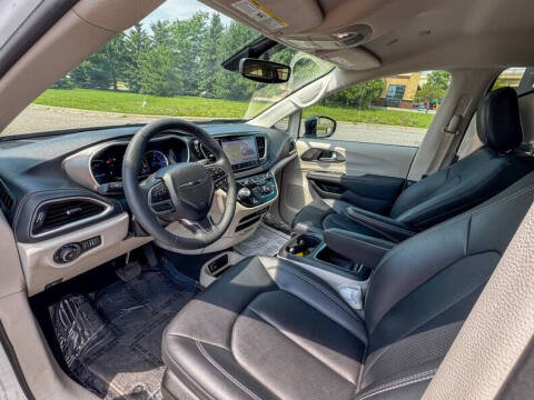 2024 Chrysler Pacifica Plug-In Hybrid