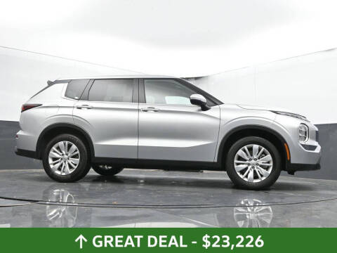 2025 Mitsubishi Outlander ES