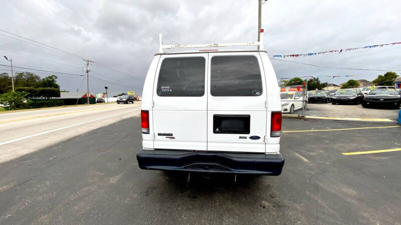 2013 Ford E-Series E-150