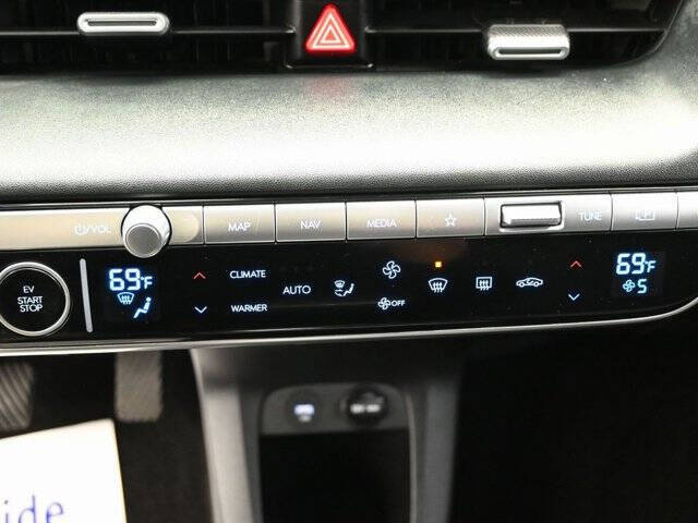 2022 Hyundai Ioniq 5 SE