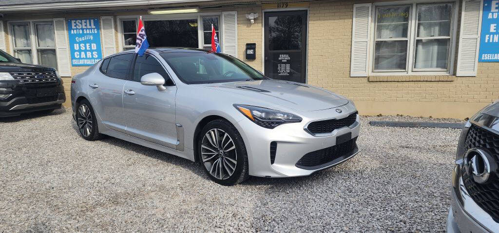 2018 Kia Stinger for sale at ESELL AUTO SALES in Cahokia, IL