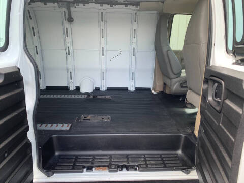 2020 Chevrolet Express 3500