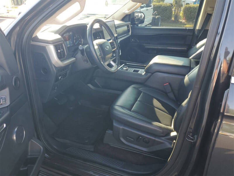 2023 Ford Expedition XLT