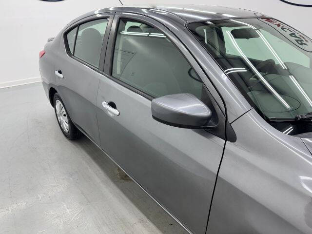 2019 Nissan Versa