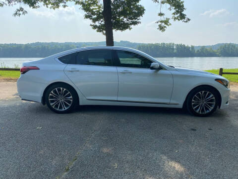 2015 Hyundai Genesis for sale at Monroe Auto's, LLC in Parsons TN