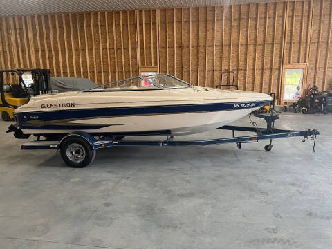 2002 Glastron GX185